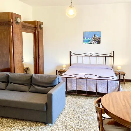 Apartment San Cerbone *