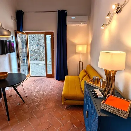 San Cerbone Apartment